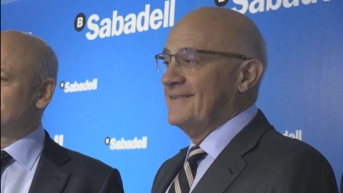 Sabadell denuncia al BBVA ante la CNMV por ocultar información a los inversores