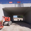 El túnel bajo el tren en el camino del Pozo del Tío Raimundo estará listo a finales de mayo