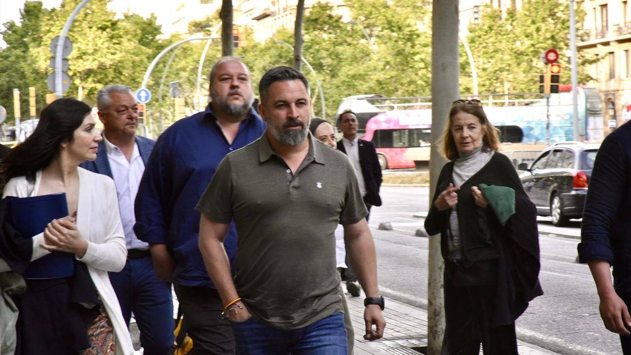 El presidente de Vox, Santiago Abascal, llega al hotel Avenida Palace de Barcelona