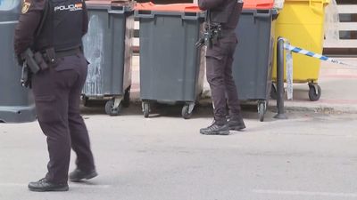 La Policía trata de dar con los padres del bebé hallado muerto en Barajas