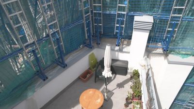 Una obra invade las viviendas de unos vecinos de Coslada