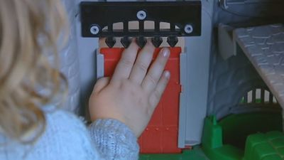 La Comunidad de Madrid aprueba ayudas para hijos menores de asesinadas por violencia contra la mujer