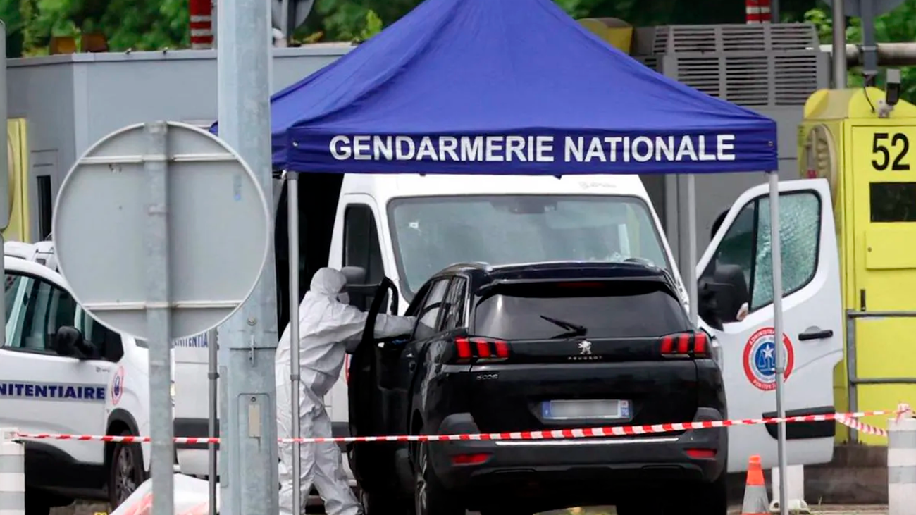 Espectacular asalto a un blindado policial en Francia para liberar a un capo de la droga