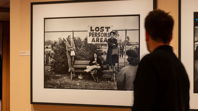 'La comedia humana' de Elliott Erwitt, en la Fundación Canal