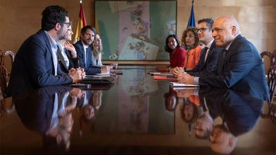 Podemos tacha de "paripé" la reunión de este viernes entre PSOE y Sumar porque el Gobierno está muerto