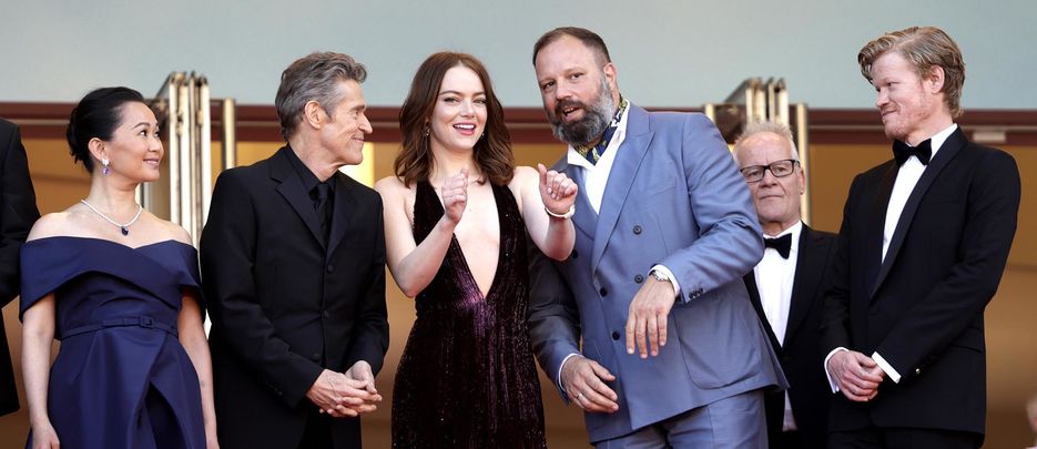 Hong Chau, Willem Dafoe, Emma Stone, Yorgos Lanthimos Y Jesse Plemons / efe