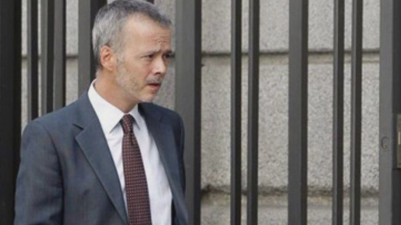 Begoña Gómez elige al exministro socialista Antonio Camacho como abogado para la denuncia de Manos Limpias