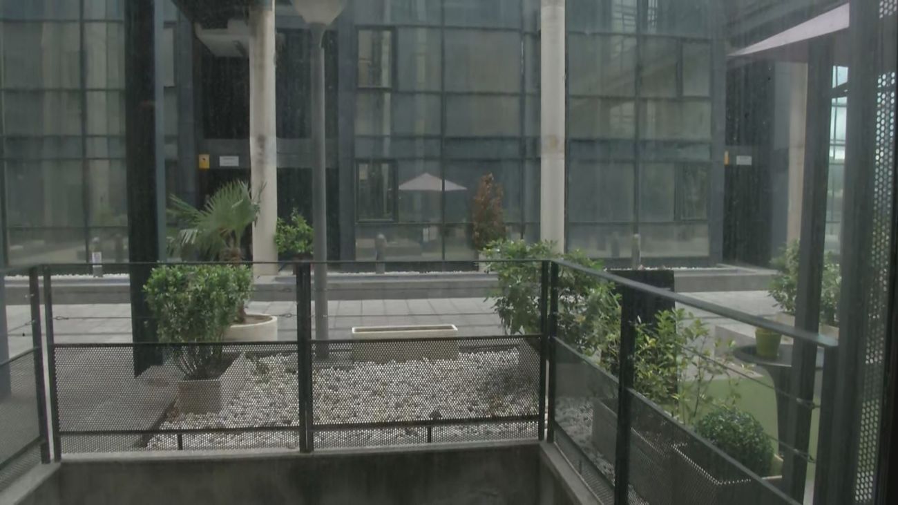 El testimonio de una de las propietarias que acabó en el calabozo tras una reyerta con okupas en Manoteras