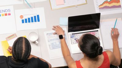 Orientación Laboral ¿Qué diferencias hay para buscar empleo en grandes empresas y en pymes?