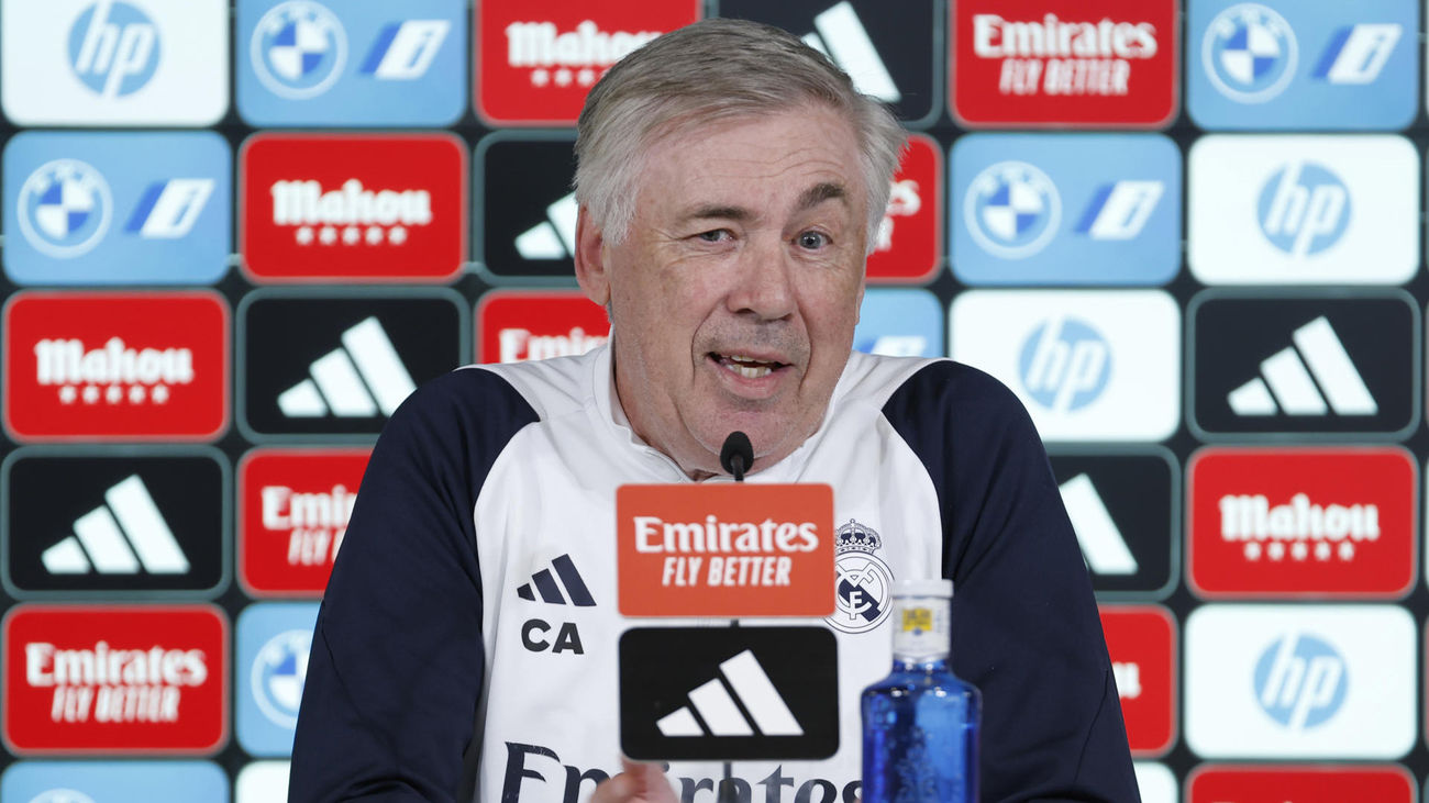 Ancelotti: "Kroos es una persona con pocas dudas; con Modric nunca he tenido un problema"