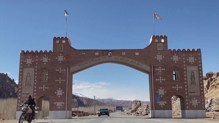 Entrada a Bamiyán, en Afganistán