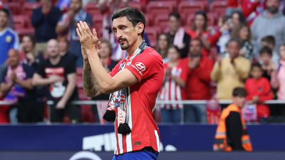 Savic se despide de la afición del Atlético de Madrid