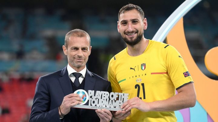 Donnarumma / UEFA