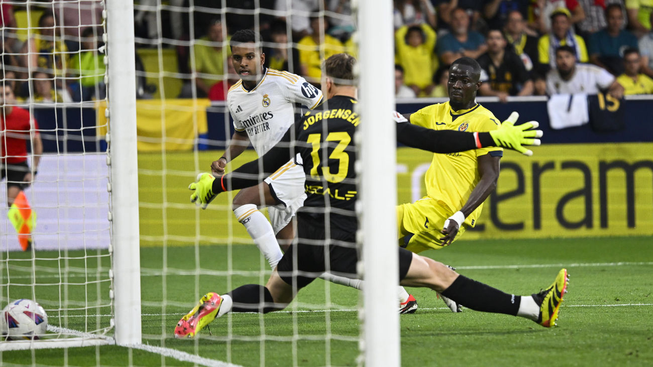 4-4. Sorloth, con cuatro goles, frena al Real Madrid en Villarreal