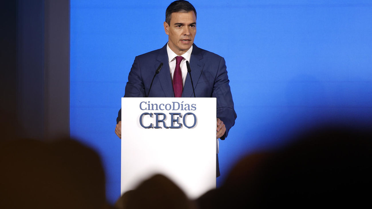 Sánchez lamenta que Milei "no ha estado a la altura" y pide una rectificación pública