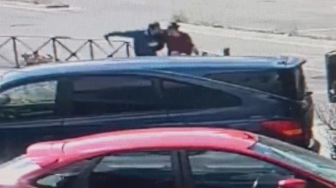 Detenido un hombre en Cuatro Vientos tras intentar matar a su mujer