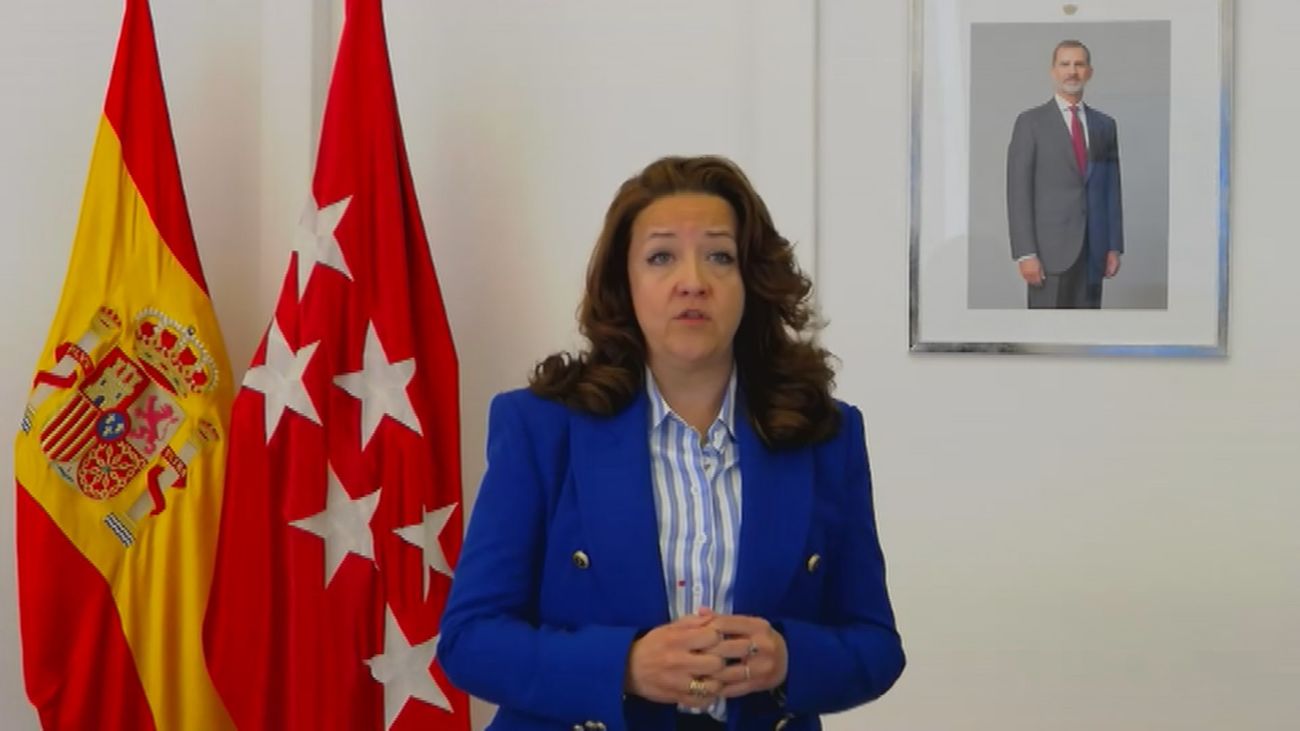 Fátima Matute: "En vez de una ministra, Mónica García es una activista agarrada a una pancarta"