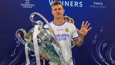 El Real Madrid despide a Kroos como "leyenda"