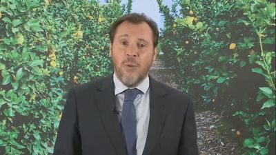 Oscar Puente ironiza contra Ayuso y su entorno al recibir el premio Limón