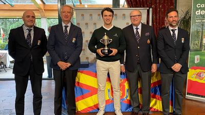 El madrileño Adrián Mata gana el Campeonato de España Mid Amateur