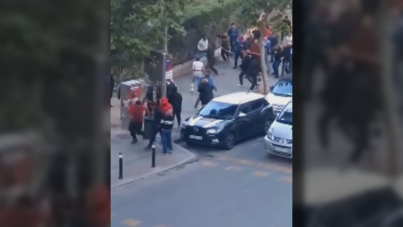 Una reyerta entre feriantes junto al Bernabéu acaba con 11 heridos, uno de ellos grave, y 32 detenidos