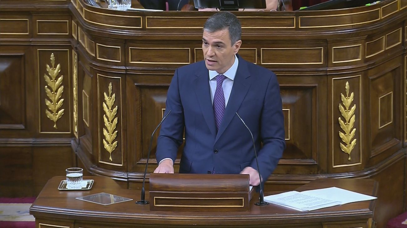 Sánchez defiende que su mujer es "honesta" y confía en que la Justicia archivará su causa