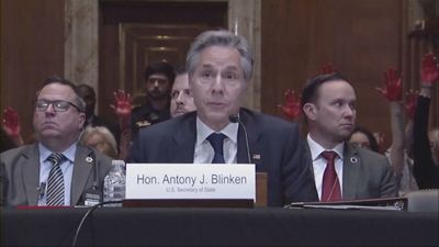 Boicot a Anthony Blinken al grito de "carnicero" por parte de un grupo propalestino