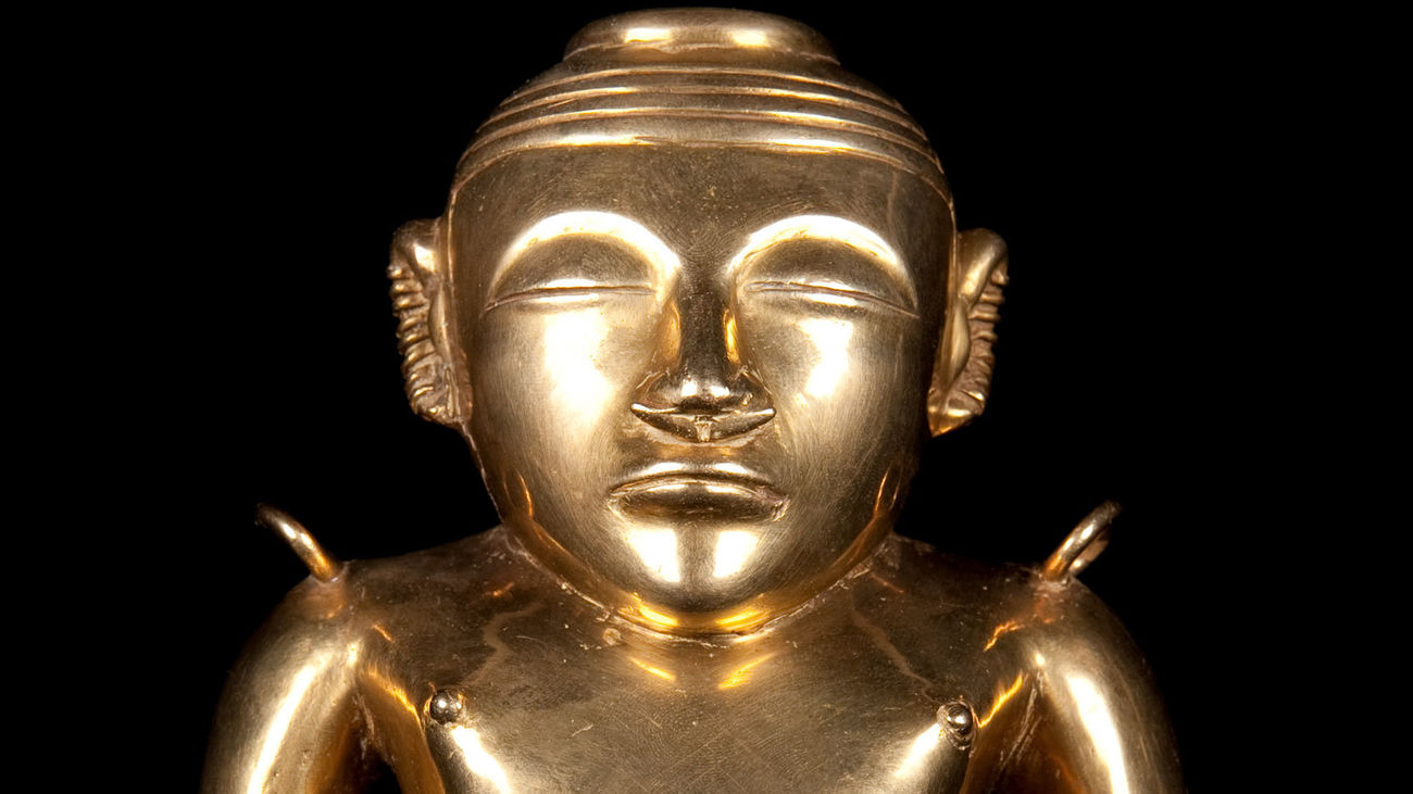 Figura femenina del Tesoro Quimbaya en el Museo de América