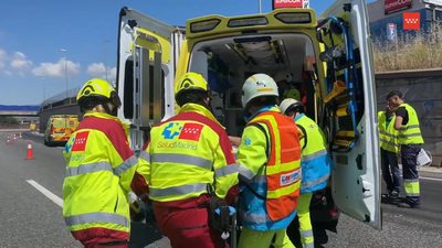 Colisión en la A-6 con un herido grave y otros tres de diversa consideración