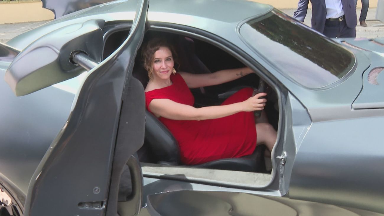 Monasterio confunde el coche de Batman con un Maserati