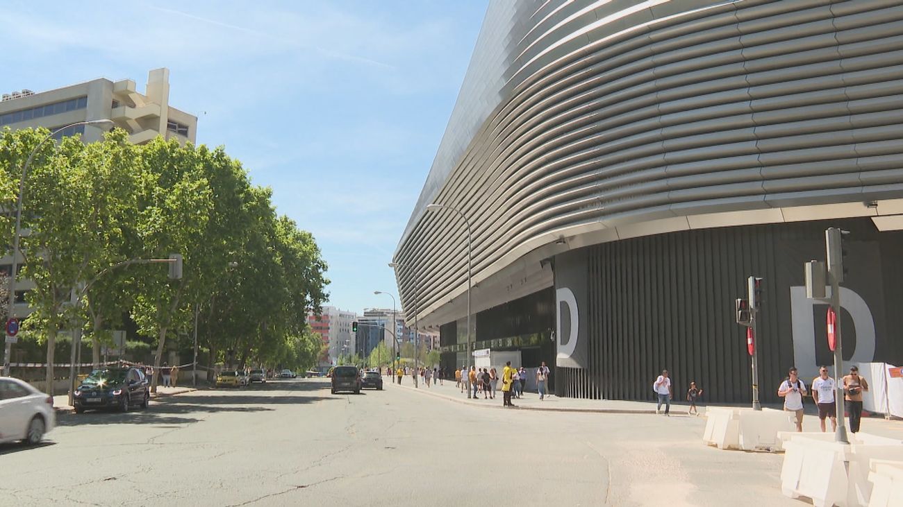 Anulados los aparcamientos junto al Bernabéu, el Ayuntamiento de Madrid plantea recurrir