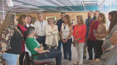 Jornada de puertas abiertas en el hospital Zendal para la unidad de ELA