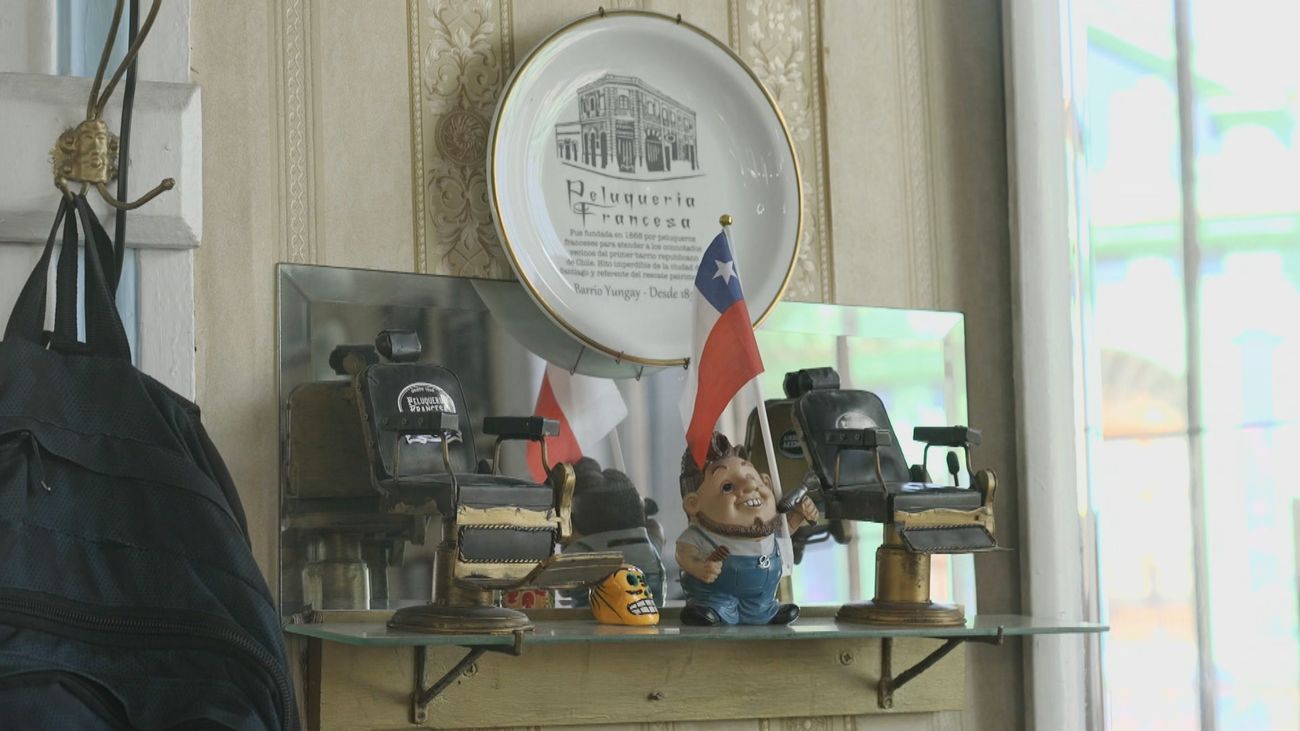 'Peluquería Francesa', una histórica barbería del siglo XIX que también es museo, tienda y hasta restaurante