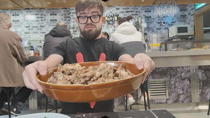 Cena en 'Bar Buen día' / Telemadrid