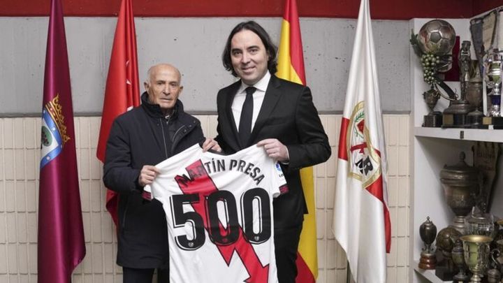 Felines junto a Martín Presa / RAYO VALLECANO