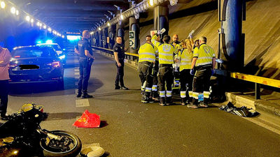 Un motorista herido tras una colisión múltiple en el túnel de María de Molina