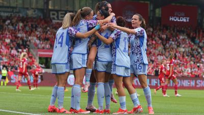 0-2. España sigue imparable y se acerca a la Eurocopa en Dinamarca