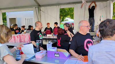 Fin de semana de paella, migas, bacalao y tzatziki en las fiestas de Aluche