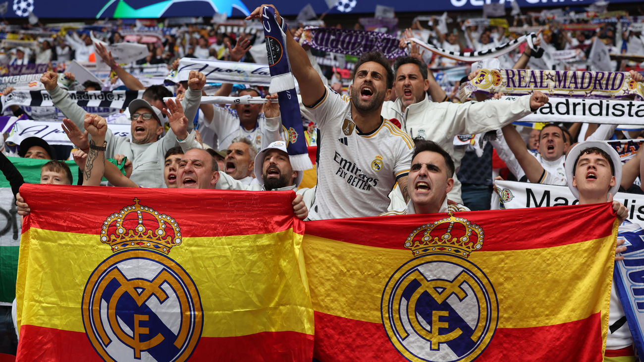 La afición del Real Madrid quiere laterales y un medio antes que un delantero
