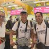 Barajas se llena de madridistas para asistir a la final de la Champions en Londres