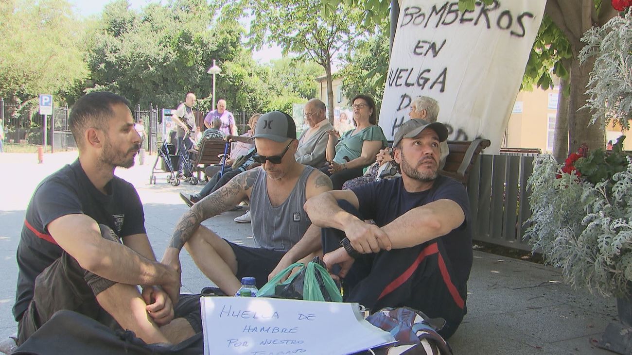Las razones de la huelga de hambre de dos bomberos de Leganés