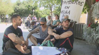 Las razones de la huelga de hambre de dos bomberos de Leganés