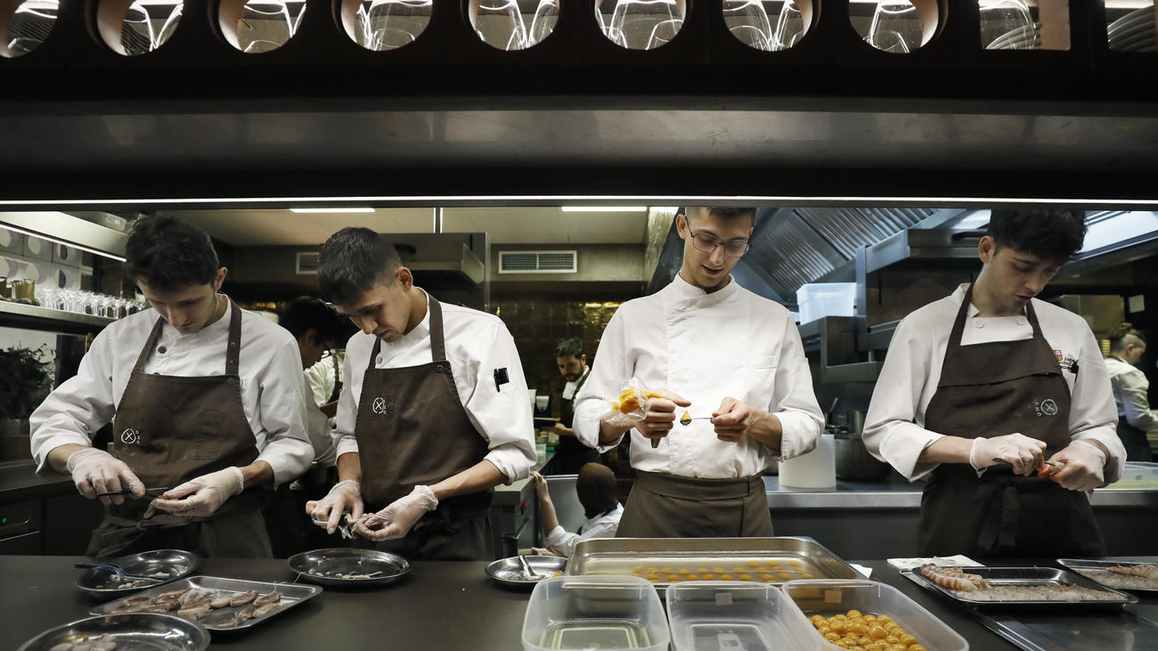 Cocina del restaurante barcelonés 'Disfrutar', elegido el mejor del mundo