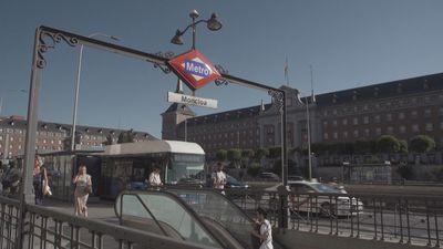 Muere un hombre tras caer a las vías y ser arrollado por el Metro en Moncloa