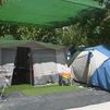 ¿Vacaciones en un 'camping' o en un campin?