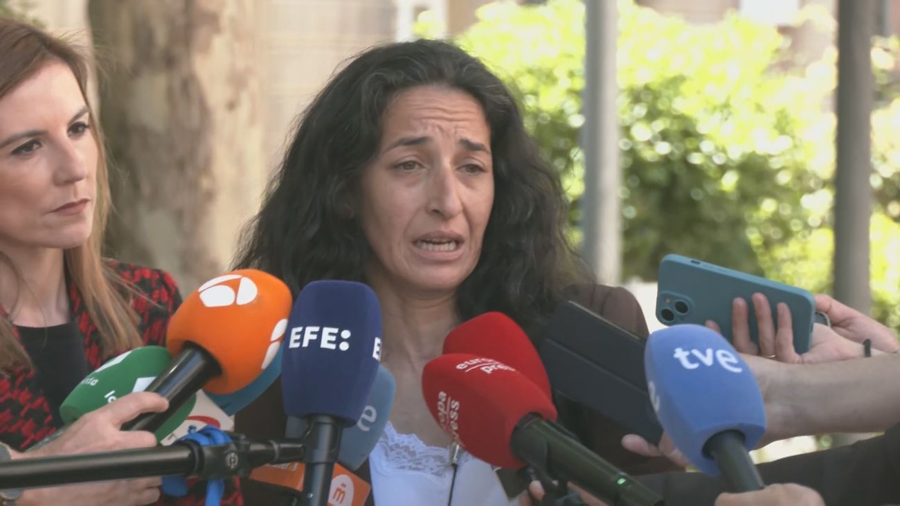 La madre de Gabriel Cruz revela, tras su intervención en el Senado, la paralización de la docuserie sobre su hijo