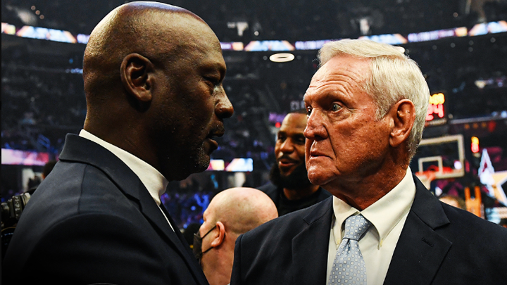 Michael Jordan y Jerry West / TWITTER