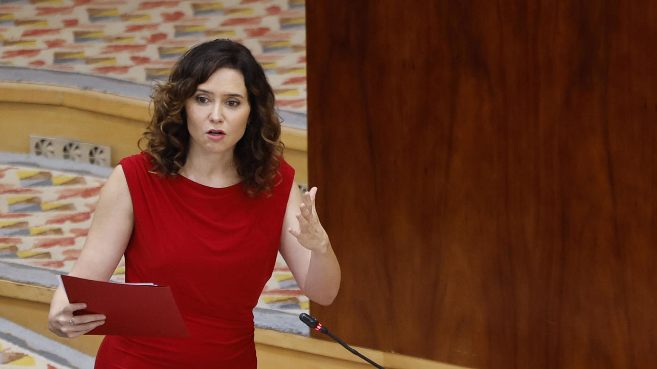 Ayuso avisa a Sánchez de que Madrid será "el azote de la corrupción"