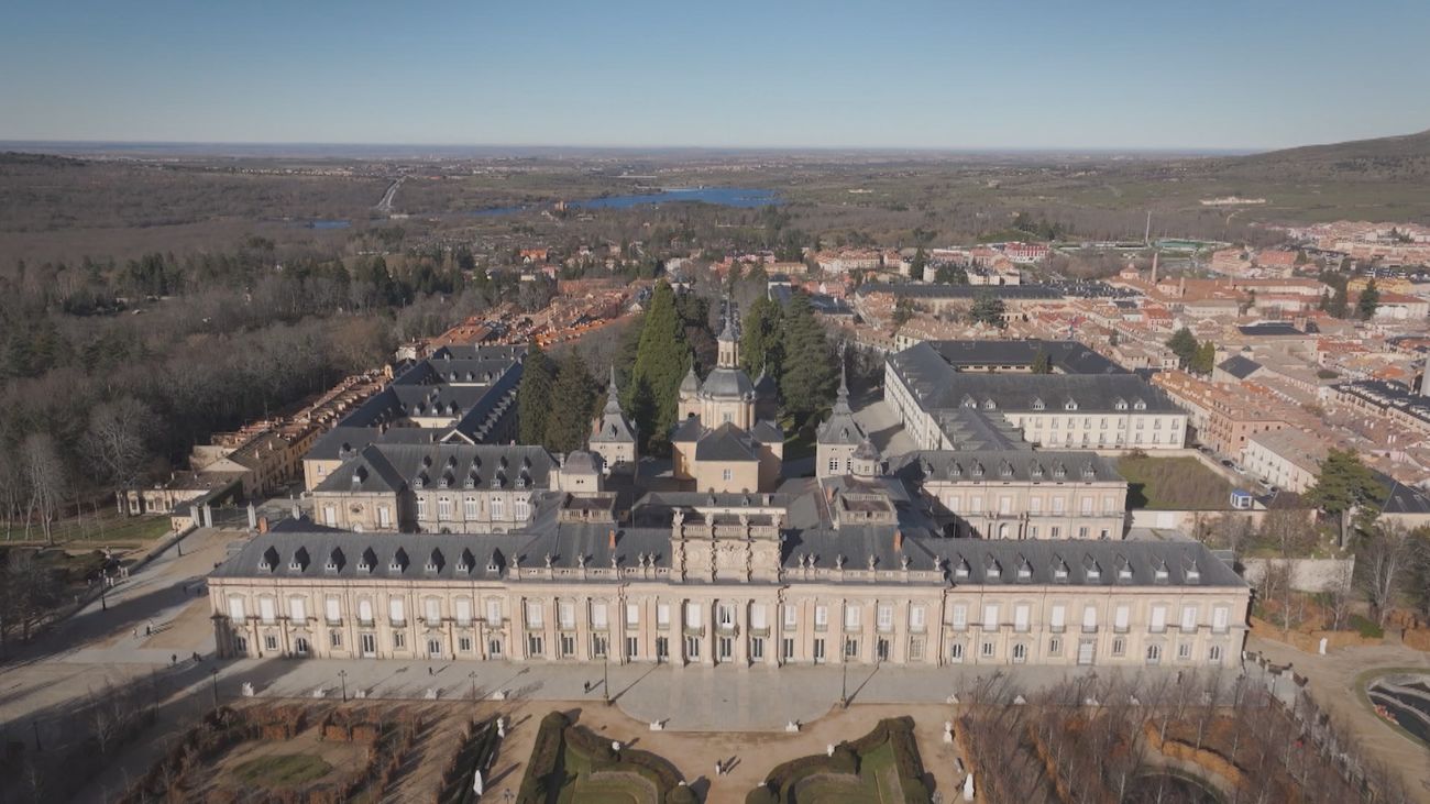 Reales Sitios:  Fuentes de La Granja y Relevo solemne