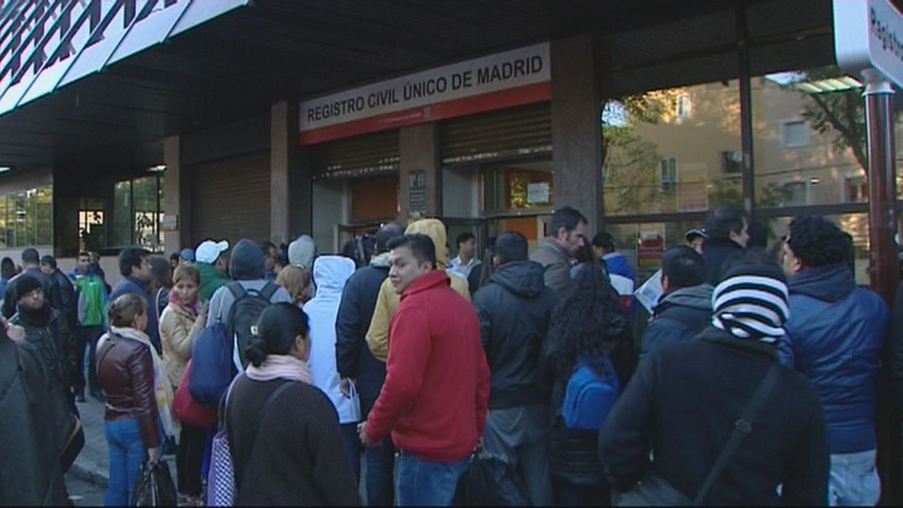 Aumentan un 32 % los extranjeros que adquieren la nacionalidad española